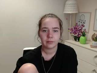 AlisaxKiss on webcam for live free nude chat now