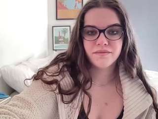 amelialynneee on webcam for live free nude chat now