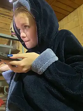 Bella_100 naked in live sex video chat