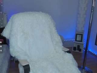 IvyFoxxxx on webcam for live free nude chat now