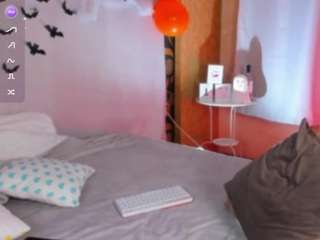 JonaKitten on webcam for live free nude chat now