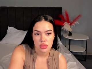 Kimmy-Jenner on webcam for live free nude chat now