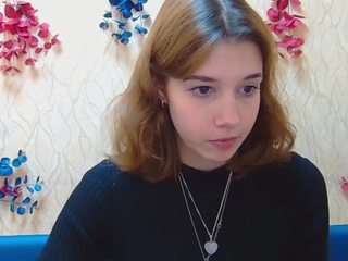LettyCurly on webcam for live free nude chat now