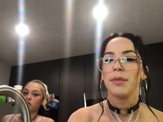 Livys Bedroom FT Babyxoxo444 on webcam for live free nude chat now