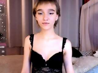 MathildeFleur on webcam for live free nude chat now