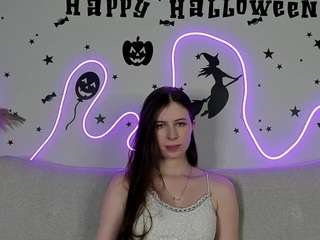 Megancrem on webcam for live free nude chat now