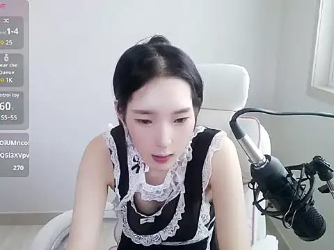 meow_S2 naked in live sex video chat