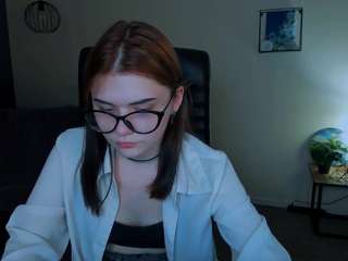 mia-woow on webcam for live free nude chat now