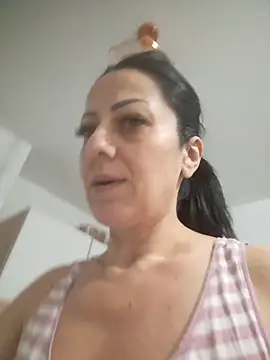 MILF_WET_PUSSY naked in live sex video chat