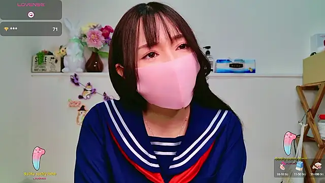 RIRIchan19 naked in live sex video chat