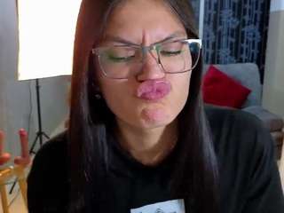 avis-sexydance on webcam for live free nude chat now
