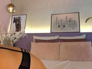 Elle Diane , ? on webcam for live free nude chat now