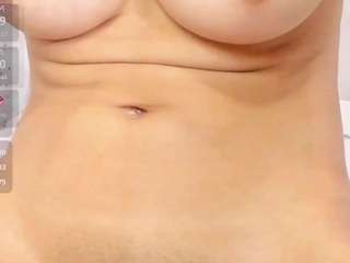 Emilly Smith, ♥ on webcam for live free nude chat now