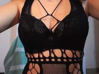 GinsGin on webcam for live free nude chat now