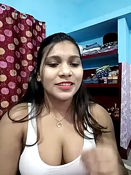 IndianCoupleCum naked in live sex video chat