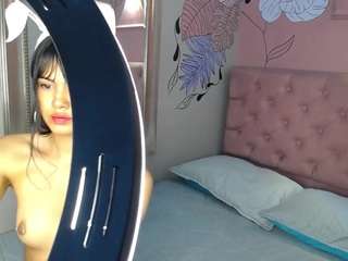 MadameDamn on webcam for live free nude chat now