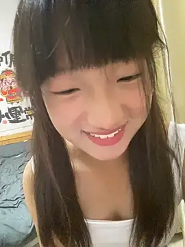 miaomiaomimimi naked in live sex video chat