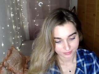 MilaMisY on webcam for live free nude chat now
