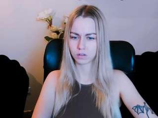 mira-lace on webcam for live free nude chat now