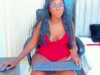 NahiaMorris on webcam for live free nude chat now