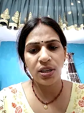 Noughty_Bhabhi naked in live sex video chat