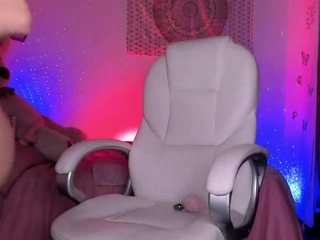samanta-knox1 on webcam for live free nude chat now