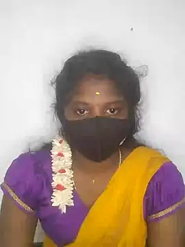 tamilachi4u naked in live sex video chat