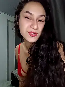 yummi__priv naked in live sex video chat