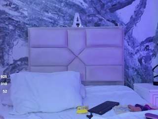 AlanaRyyderr on webcam for live free nude chat now