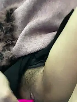 Dawn_hope naked in live sex video chat