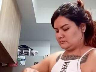 EvaHadid on webcam for live free nude chat now