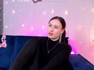 Holly-Thomppson on webcam for live free nude chat now