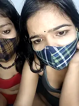 Hot_lussi naked in live sex video chat