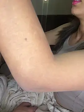 HotIndianCouple__8 naked in live sex video chat
