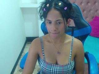 isaromer on webcam for live free nude chat now