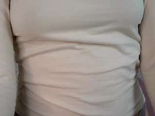 JoanDutt on webcam for live free nude chat now