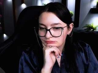 JuicyAlex on webcam for live free nude chat now