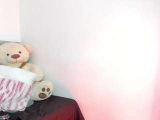 Juri-hann on webcam for live free nude chat now