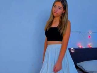 KellyLin on webcam for live free nude chat now