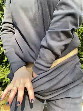 KikiWatson naked in live sex video chat