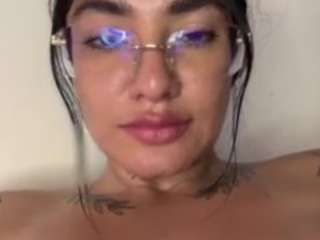 Kittyslu on webcam for live free nude chat now