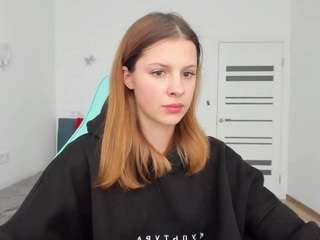 Konfetka1t on webcam for live free nude chat now