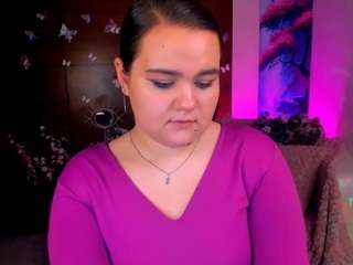 lina-milkys on webcam for live free nude chat now