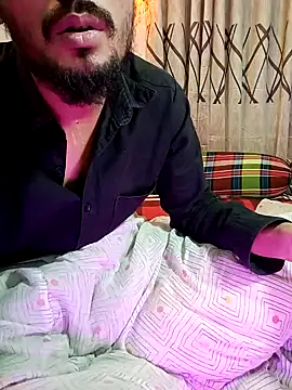Love_Queen_and_Love_King naked in live sex video chat