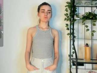 PhilippaHayley on webcam for live free nude chat now
