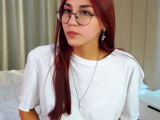 PrimroseAshworth on webcam for live free nude chat now