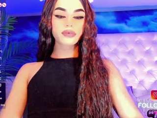 SamiQueen01 on webcam for live free nude chat now