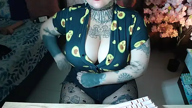 sherly_tattosss naked in live sex video chat