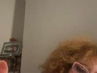 venesha on webcam for live free nude chat now