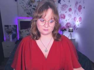 VladaPaw on webcam for live free nude chat now